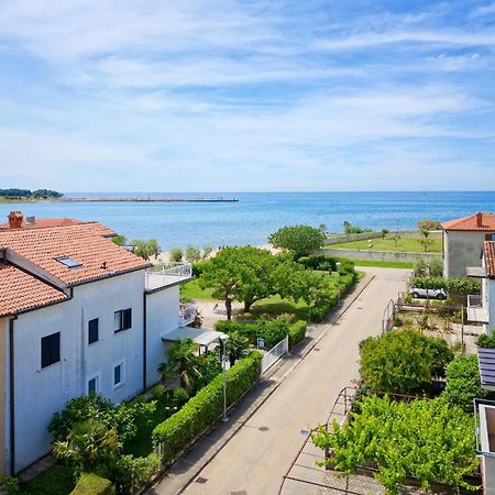 אומאג Apartments Grassi By Rent Istria מראה חיצוני תמונה