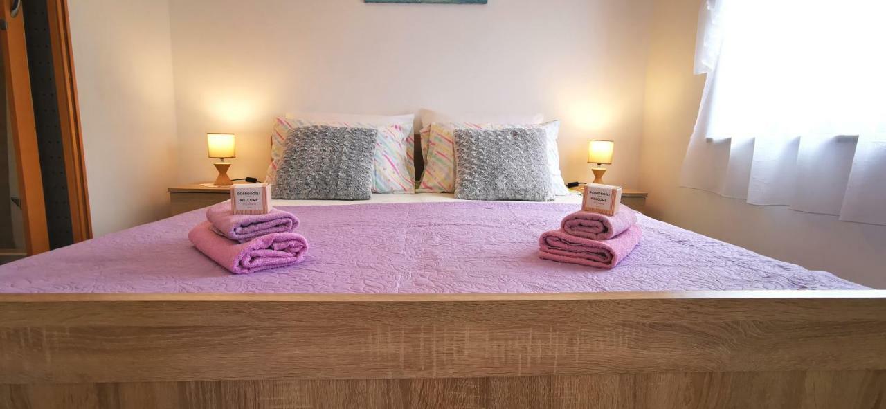 אומאג Apartments Grassi By Rent Istria מראה חיצוני תמונה