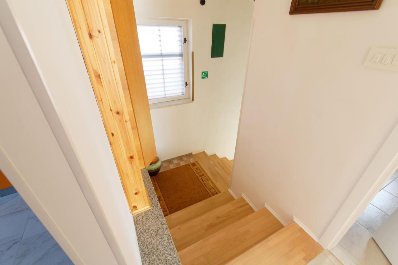 אומאג Apartments Grassi By Rent Istria מראה חיצוני תמונה